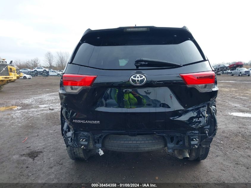 2018 TOYOTA HIGHLANDER XLE - 5TDKZRFH8JS535902