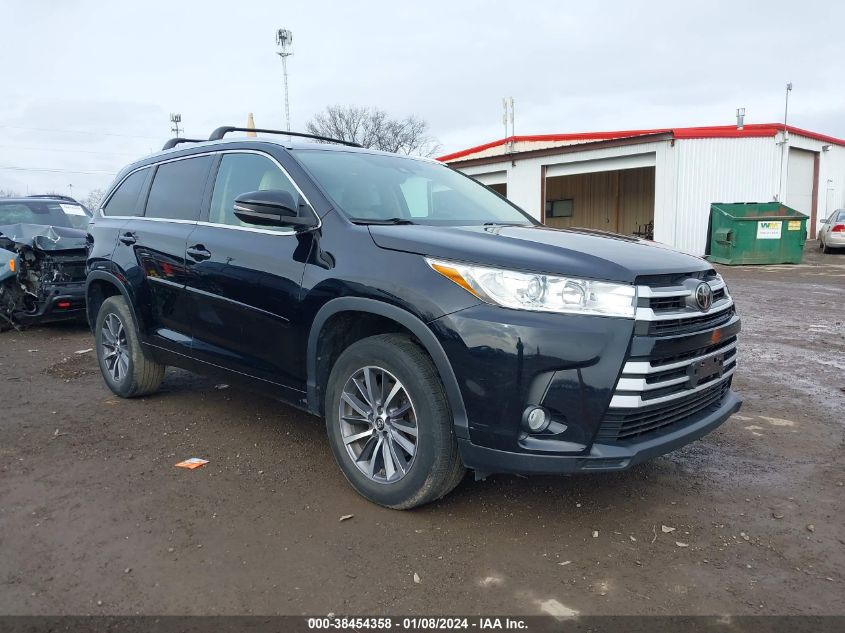 2018 TOYOTA HIGHLANDER XLE - 5TDKZRFH8JS535902