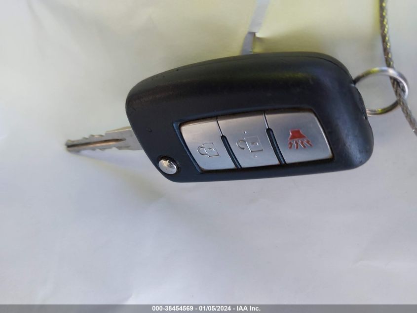 2018 NISSAN ROGUE S/SV - KNMAT2MV1JP607868