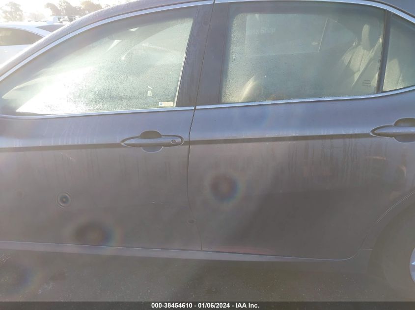 2021 TOYOTA CAMRY LE - 4T1C11AK1MU431165