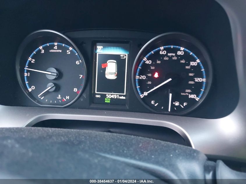 2017 TOYOTA RAV4 LE - JTMBFREV4HJ715532