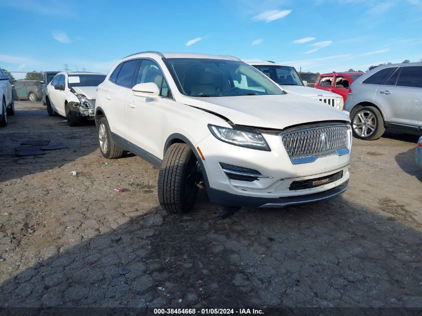 Lot #2534661359 2019 LINCOLN MKC SELECT salvage car