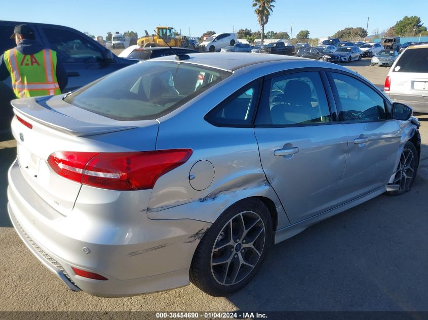 2016 FORD FOCUS SE - 1FADP3F26GL225500