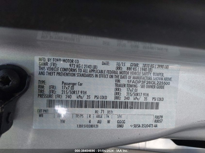 2016 FORD FOCUS SE - 1FADP3F26GL225500