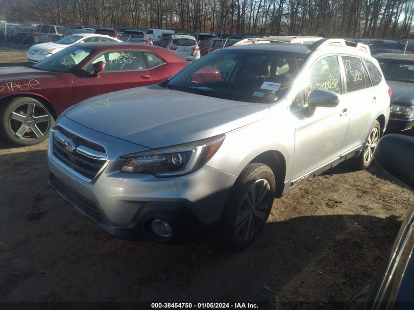 VIN 4S4BSANCXJ3233455 2018 SUBARU OUTBACK 2.5I LIMITED