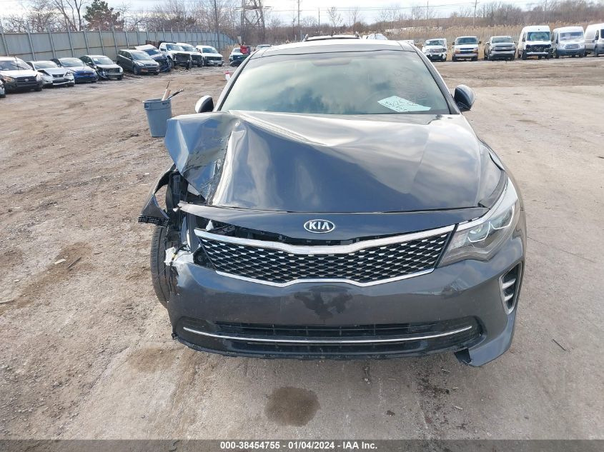 2017 KIA OPTIMA SX TURBO - 5XXGW4L22HG137324