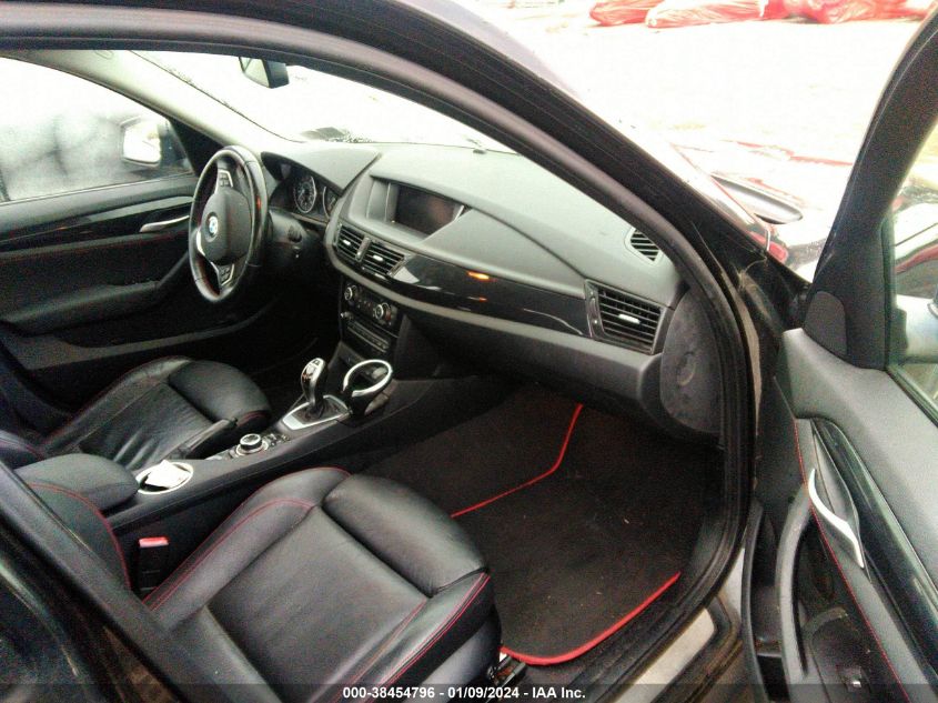 2013 BMW X1 XDRIVE28I - WBAVL1C53DVR85698