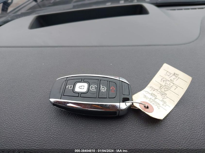2019 LINCOLN NAVIGATOR RESERVE - 5LMJJ2LT7KEL25388