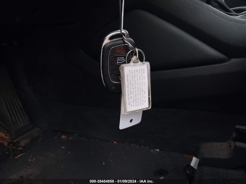 2019 HYUNDAI TUCSON SE - KM8J2CA43KU978484