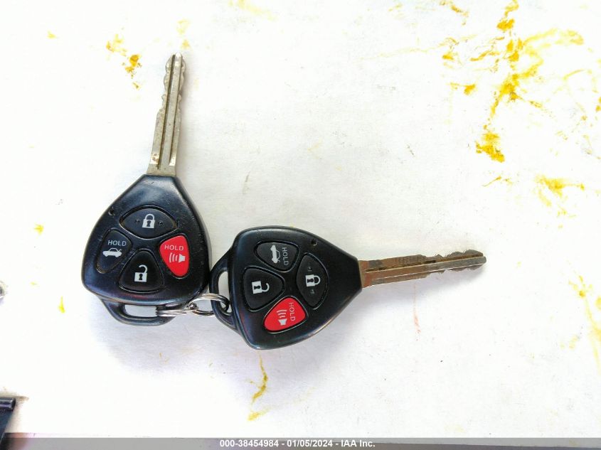 2013 TOYOTA COROLLA LE - 5YFBU4EE8DP155447