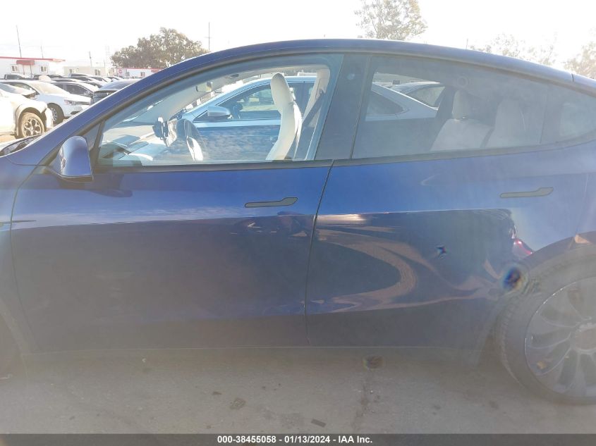 2020 TESLA MODEL Y - 5YJYGDEF8LF017315