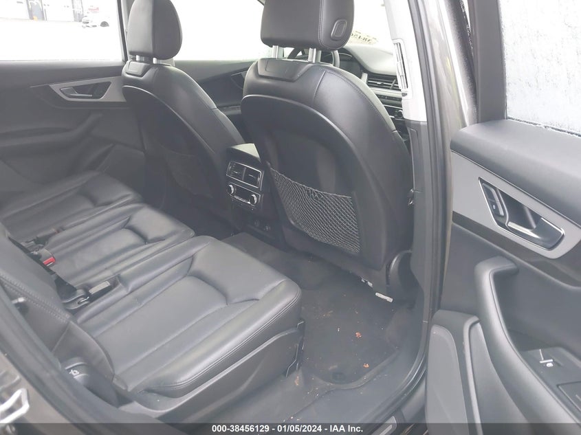 VIN WA1LAAF76JD050992 2018 AUDI Q7 PREMIUM PLUS