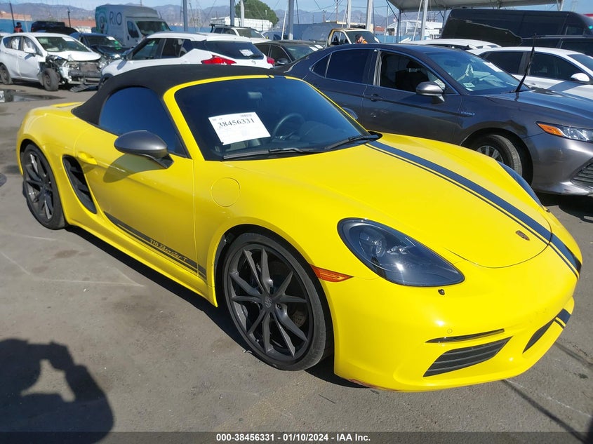 PORSCHE 718 BOXSTER T 2023