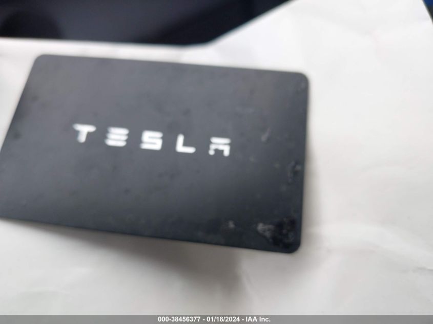 2018 TESLA MODEL 3 LONG RANGE/PERFORMANCE - 5YJ3E1EB3JF071307