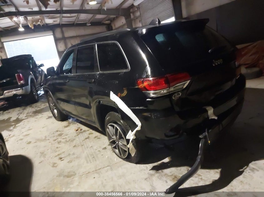 VIN 1C4RJEAG5LC364561 2020 JEEP GRAND CHEROKEE LAREDO