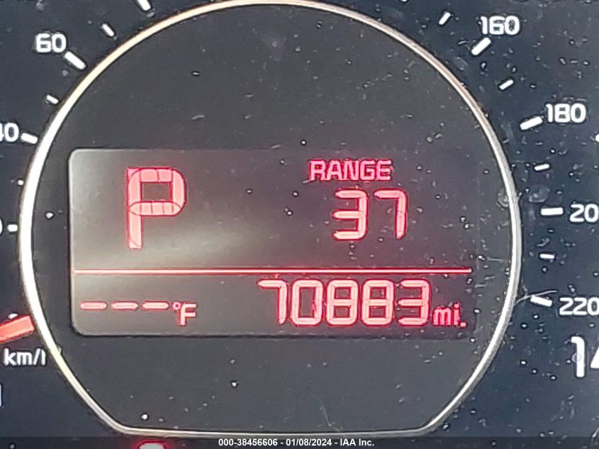 2015 KIA SOUL + - KNDJP3A54F7777213