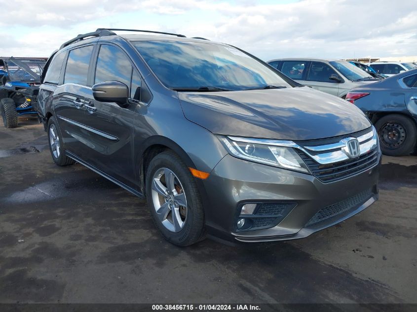 5FNRL6H70JB056736 2018 HONDA ODYSSEY - Image 1