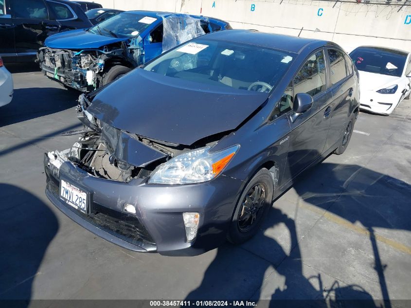 2015 TOYOTA PRIUS TWO - JTDKN3DU3F1975006