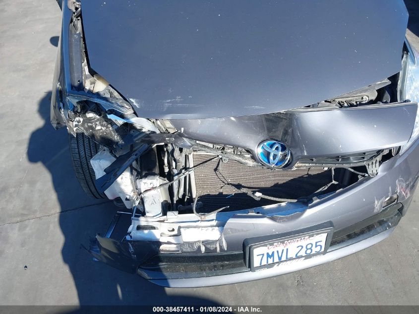 2015 TOYOTA PRIUS TWO - JTDKN3DU3F1975006