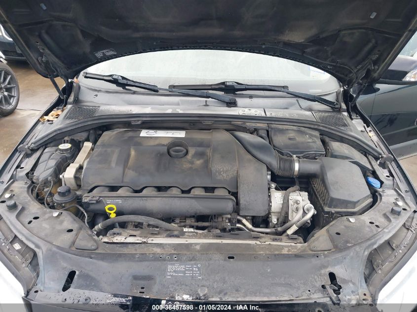 2015 VOLVO XC70 T6/PLATINUM - YV4902ND8F1199488