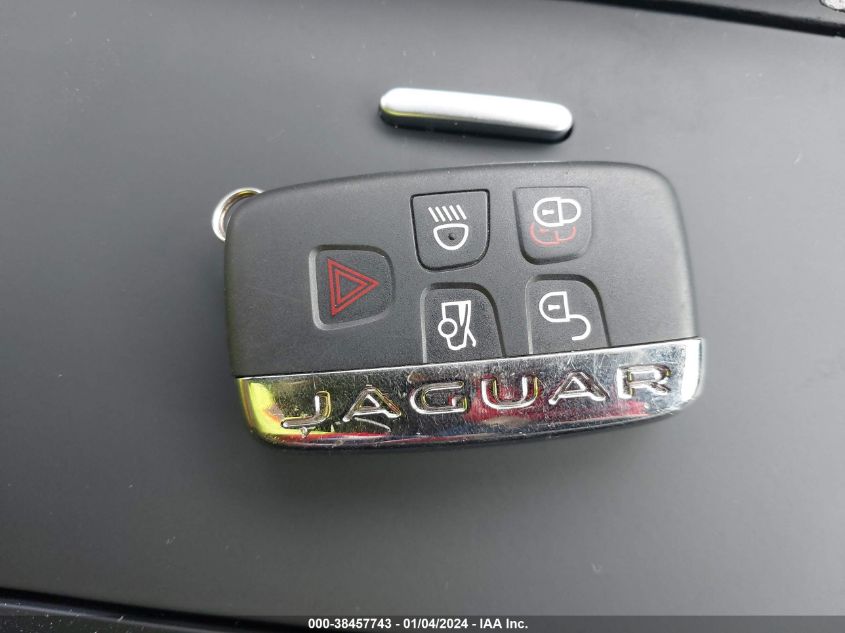 2020 JAGUAR F-TYPE R AWD AUTOMATIC - SAJD55EE0LCK66319