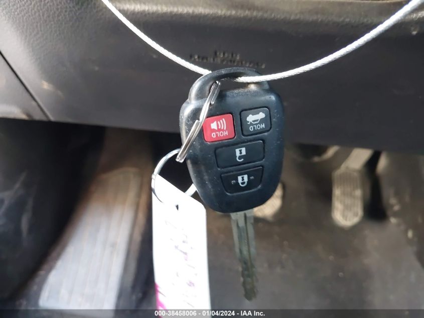 2016 TOYOTA COROLLA LE - 5YFBURHE5GP372712