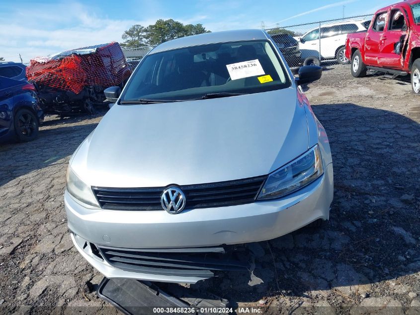 2014 VOLKSWAGEN JETTA 2.0L S - 3VW2K7AJ2EM430648