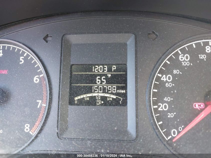 2014 VOLKSWAGEN JETTA 2.0L S - 3VW2K7AJ2EM430648
