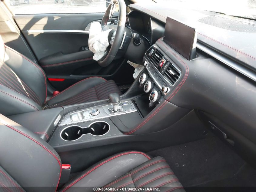 2023 GENESIS G70 2.0T RWD - KMTG34TA8PU114883