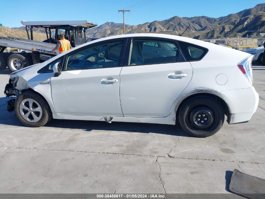 2013 TOYOTA PRIUS THREE - JTDKN3DU2D5655391