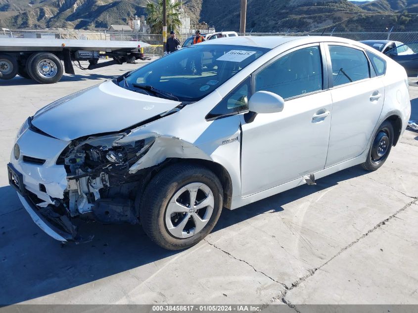 2013 TOYOTA PRIUS THREE - JTDKN3DU2D5655391