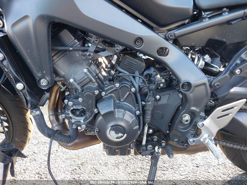 2023 YAMAHA MT09 C JYARN71Y8PA000995