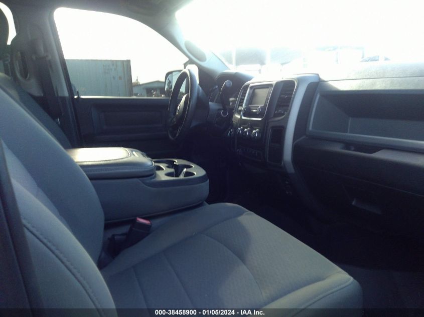 2018 RAM 2500 TRADESMAN  4X4 8' BOX - 3C6UR5HL0JG125698