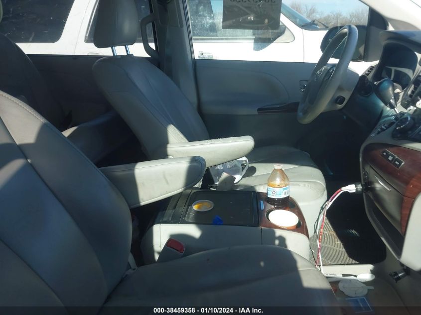 2014 TOYOTA SIENNA XLE V6 8 PASSENGER - 5TDYK3DC3ES425686