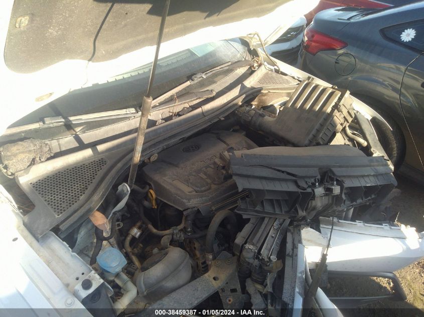 2019 VOLKSWAGEN TIGUAN - 3VV3B7AX4KM019261