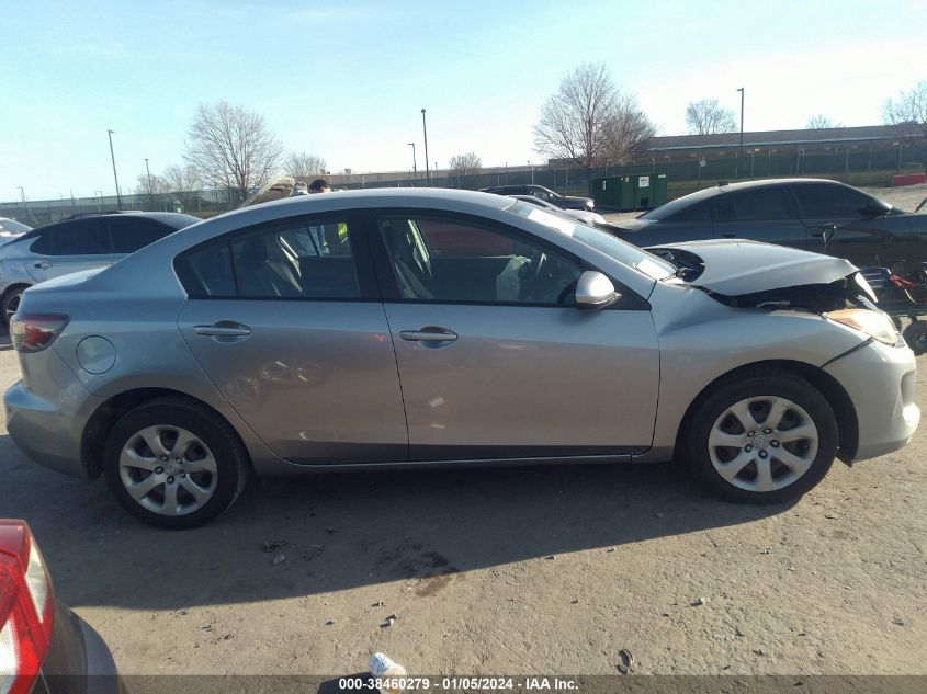 2013 MAZDA MAZDA3 I SPORT - JM1BL1UPXD1848898