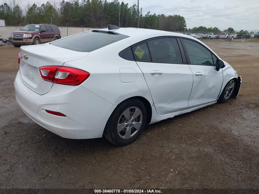 VIN 1G1BC5SM7J7147463 2018 CHEVROLET CRUZE LS AUTO