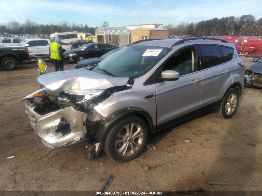 VIN 1FMCU0GD3JUA78899 2018 FORD ESCAPE SE