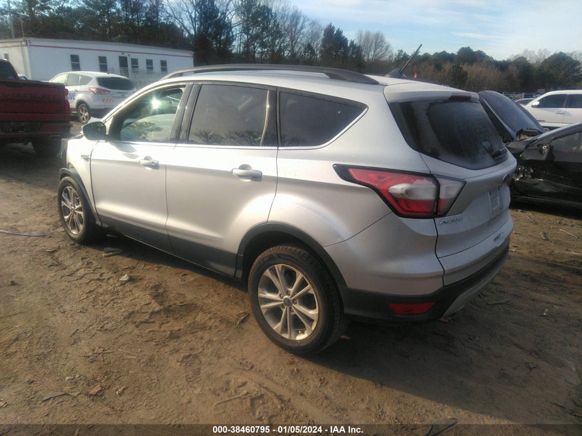 VIN 1FMCU0GD3JUA78899 2018 FORD ESCAPE SE
