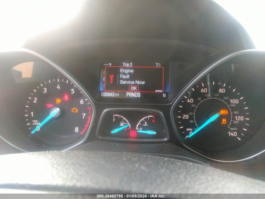 VIN 1FMCU0GD3JUA78899 2018 FORD ESCAPE SE