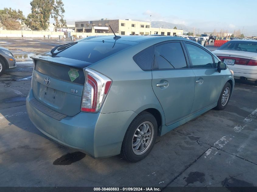 2013 TOYOTA PRIUS FOUR - JTDKN3DUXD5581458