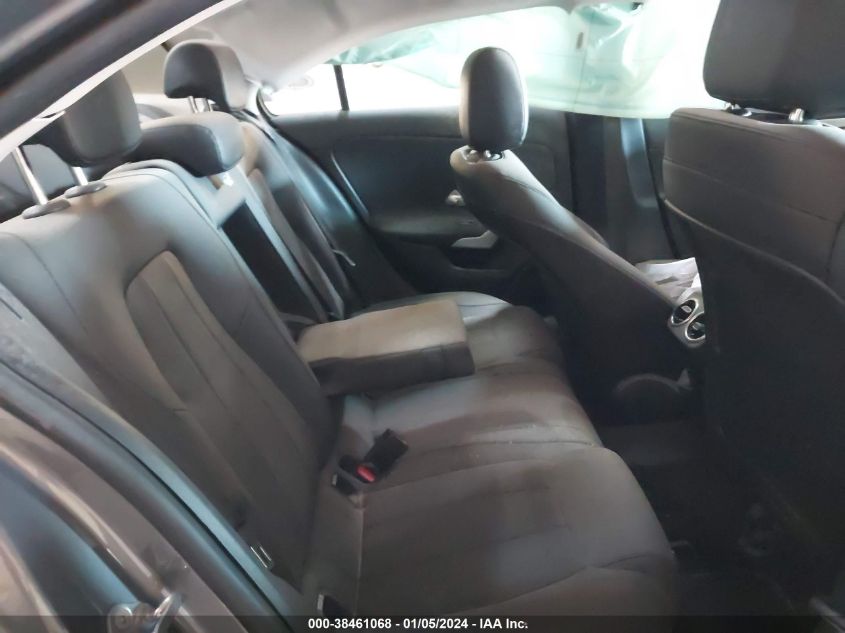 2019 MERCEDES-BENZ A 220 WDD3G4EB1KW033749