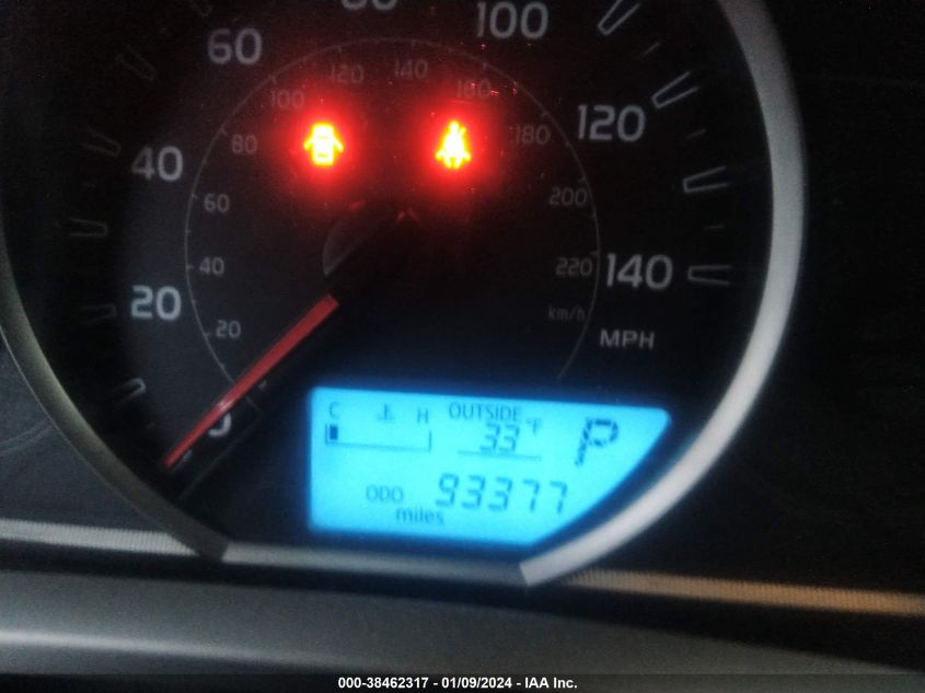 2014 TOYOTA RAV4 LE - JTMZFREV7ED033141