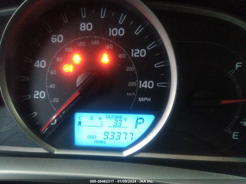 2014 TOYOTA RAV4 LE - JTMZFREV7ED033141
