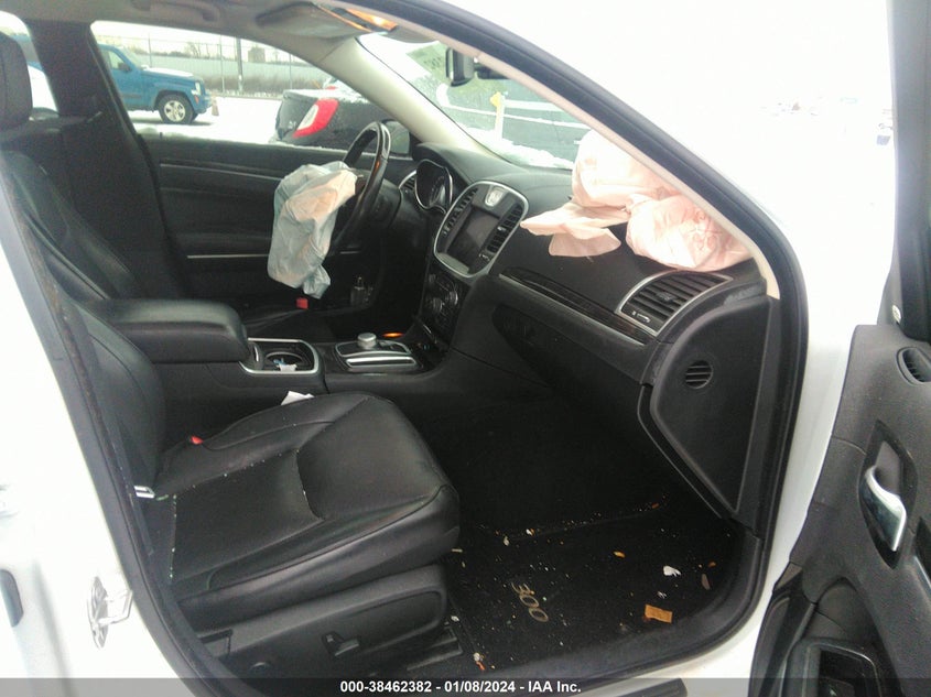 VIN 2C3CCAKG3KH578147 2019 CHRYSLER 300 LIMITED