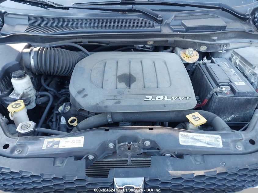 VIN 2C4RDGCG8JR302334 2018 DODGE GRAND CARAVAN SXT