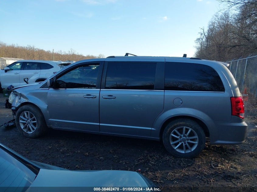 VIN 2C4RDGCG8JR302334 2018 DODGE GRAND CARAVAN SXT