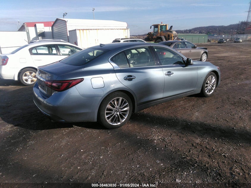 VIN JN1EV7AR2JM431742 2018 INFINITI Q50 3.0T LUXE