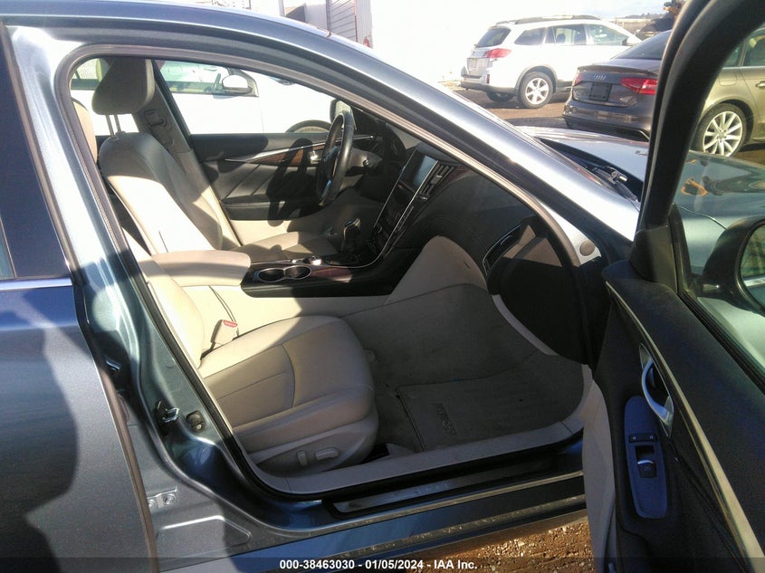 VIN JN1EV7AR2JM431742 2018 INFINITI Q50 3.0T LUXE
