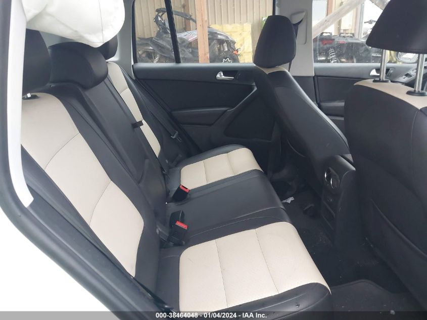 2017 VOLKSWAGEN TIGUAN 2.0T/2.0T S - WVGAV7AX2HK039338